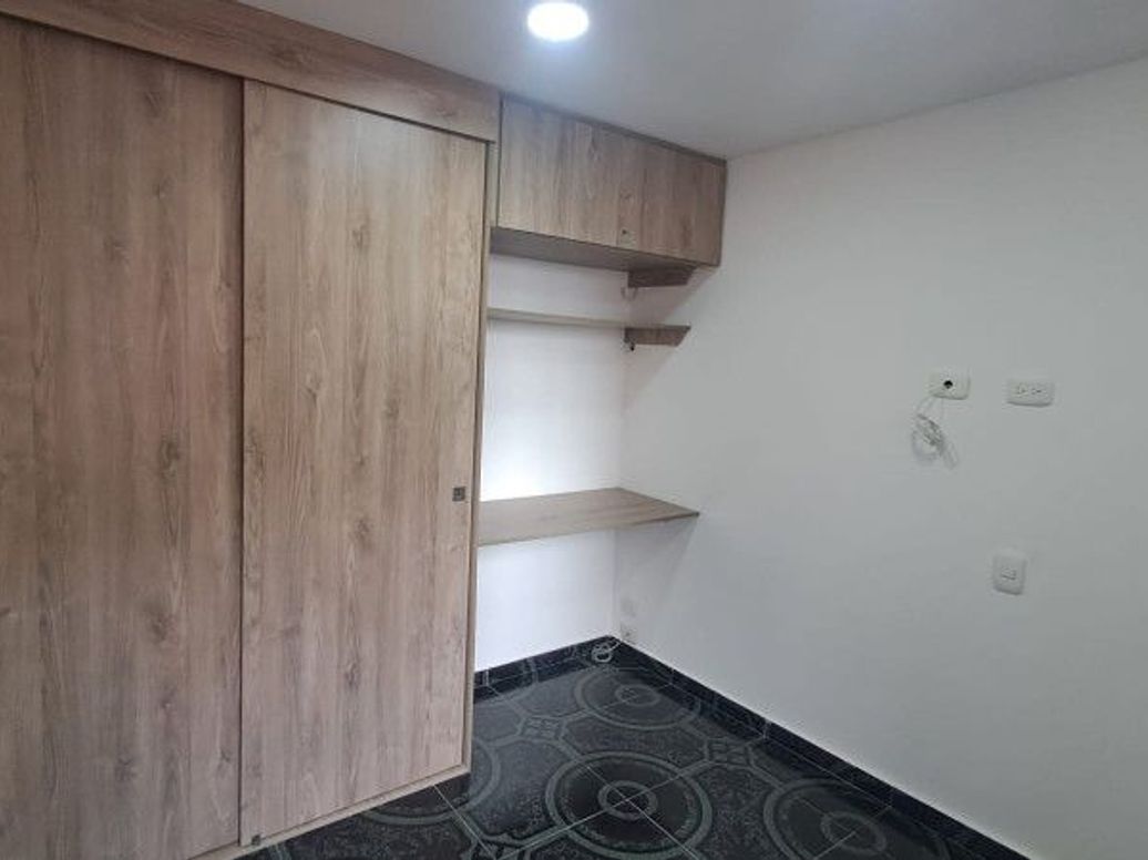 Apartamento de 2 alcobas en venta en Paloquemao, Bogotá, 31 m² · foto 7 de 11