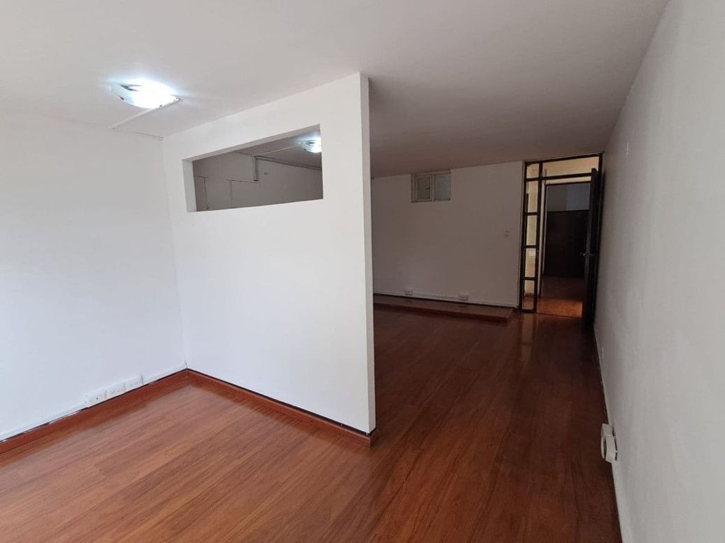 Casa de 7 alcobas en venta en San Fernando, Bogotá, 166 m² · foto 7 de 16