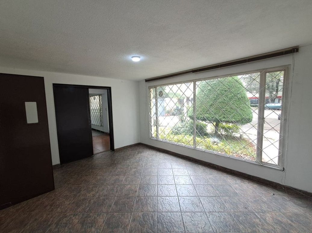 Casa de 7 alcobas en venta en San Fernando, Bogotá, 166 m² · foto 4 de 16