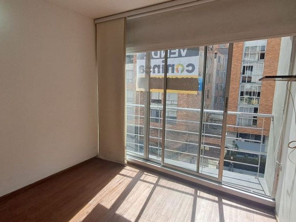 Apartamento de 1 alcoba en venta en Marly, Bogotá, 29 m² · foto 4 de 13