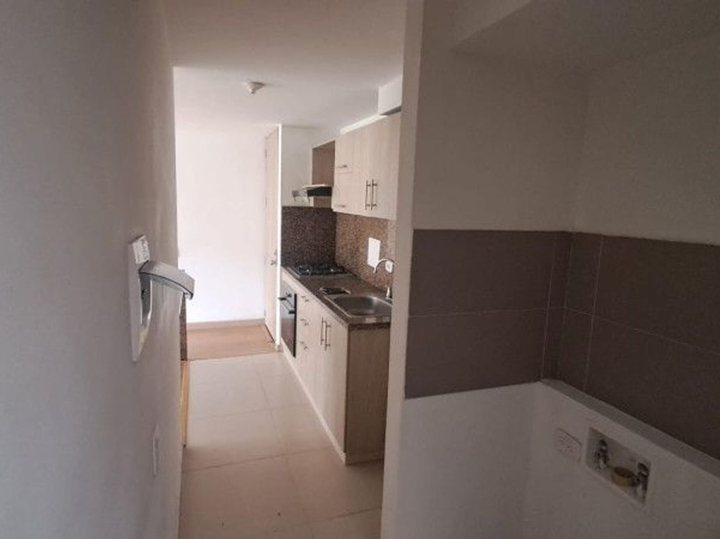 Apartamento de 2 alcobas en venta en Campo Alegre, Bogotá, 62 m² · foto 11 de 18