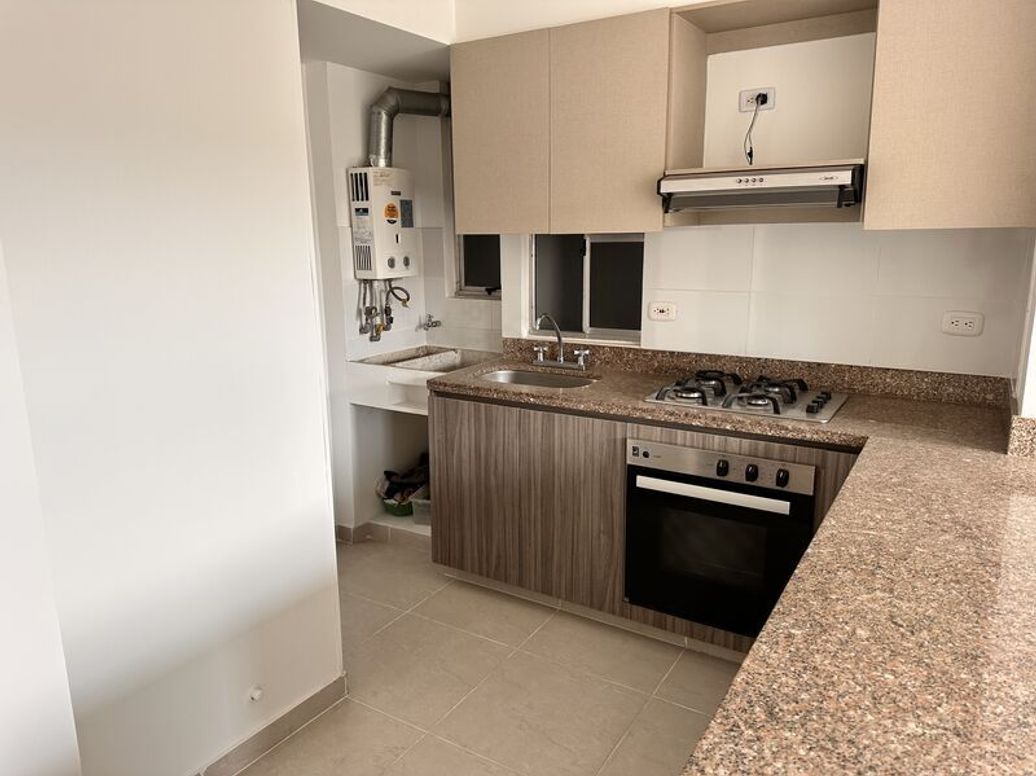 Apartamento de 3 alcobas en venta en Fontibón, Bogotá, 70 m² · foto 14 de 17