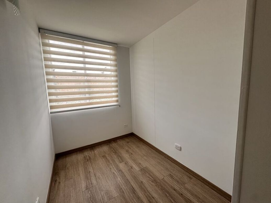 Apartamento de 3 alcobas en venta en Fontibón, Bogotá, 70 m² · foto 13 de 17