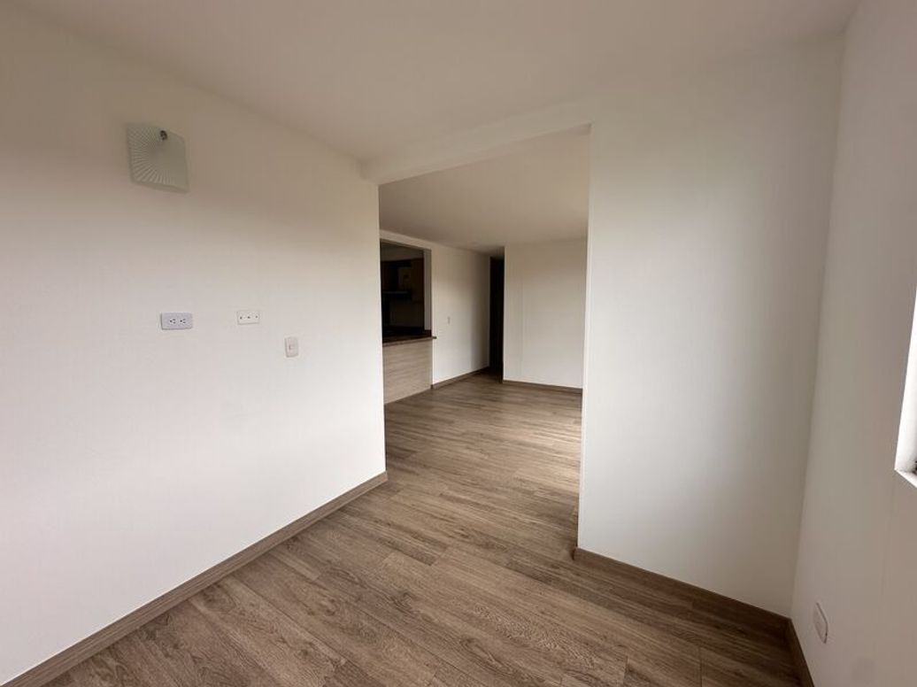 Apartamento de 3 alcobas en venta en Fontibón, Bogotá, 70 m² · foto 16 de 17