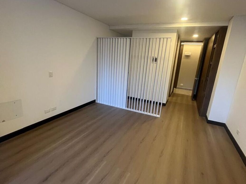 Apartaestudio en venta en Nuevo Contry, Bogotá, 35 m² · foto 7 de 12