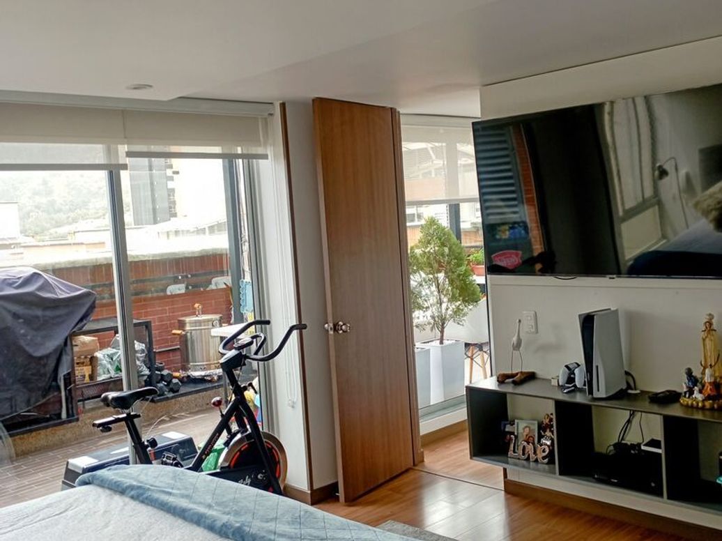 Apartamento de 3 alcobas en venta en Santa Teresa, Bogotá, 116 m² · foto 3 de 20