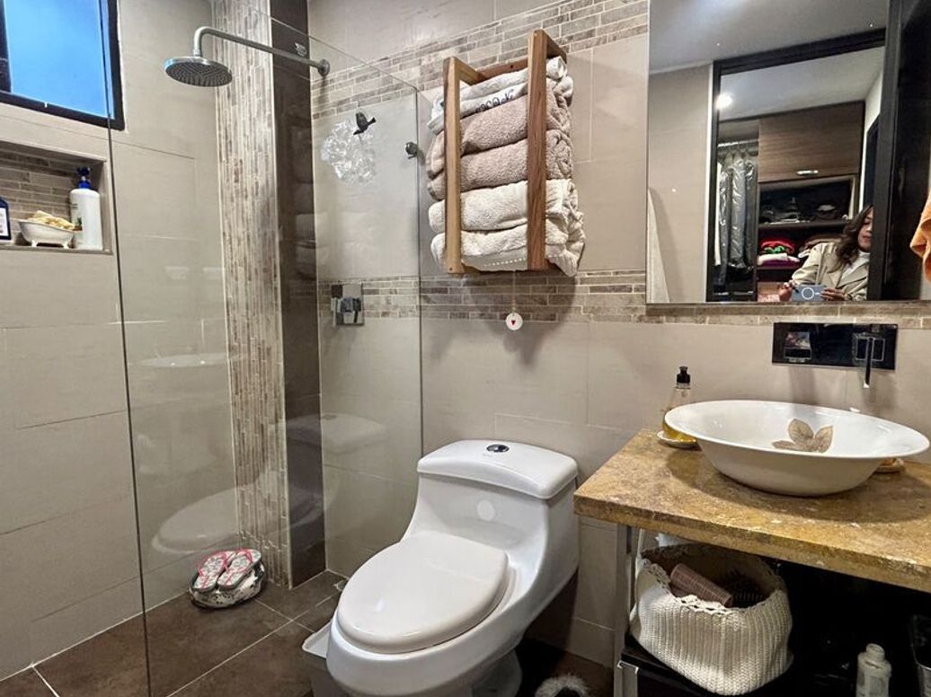 Apartamento de 3 alcobas en venta en Puente Largo, Bogotá, 97 m² · foto 16 de 20