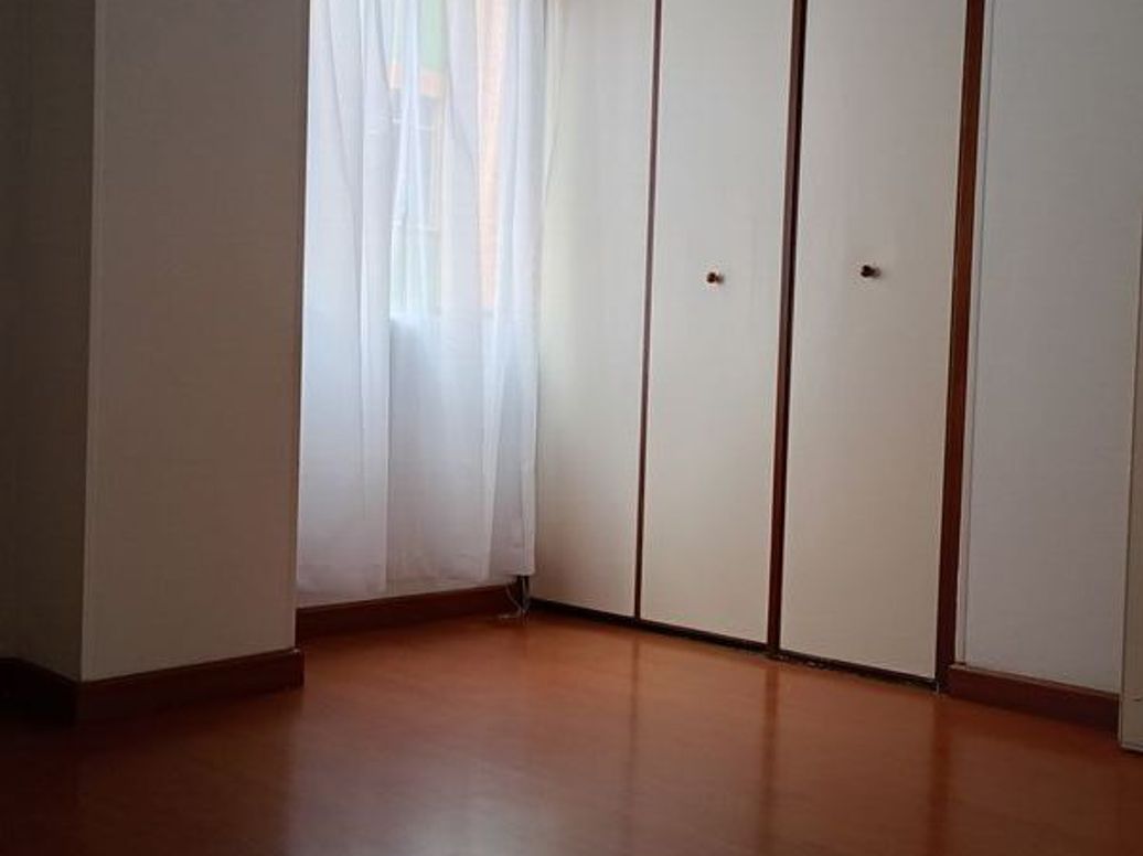 Apartamento de 4 alcobas en venta en Cr Quintas De San Pedro Et. V, Bogotá, 90 m² · foto 13 de 18
