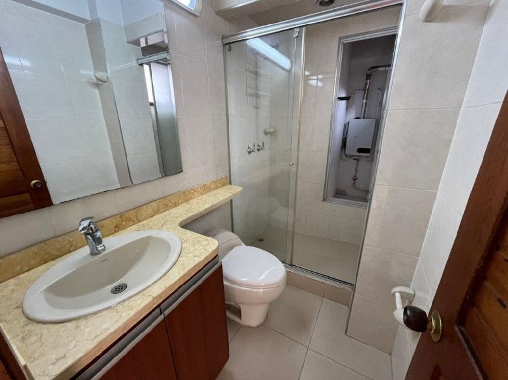 Casa de 4 alcobas en venta en Cr Bosque De Gratamira, Bogotá, 190 m² · foto 13 de 20