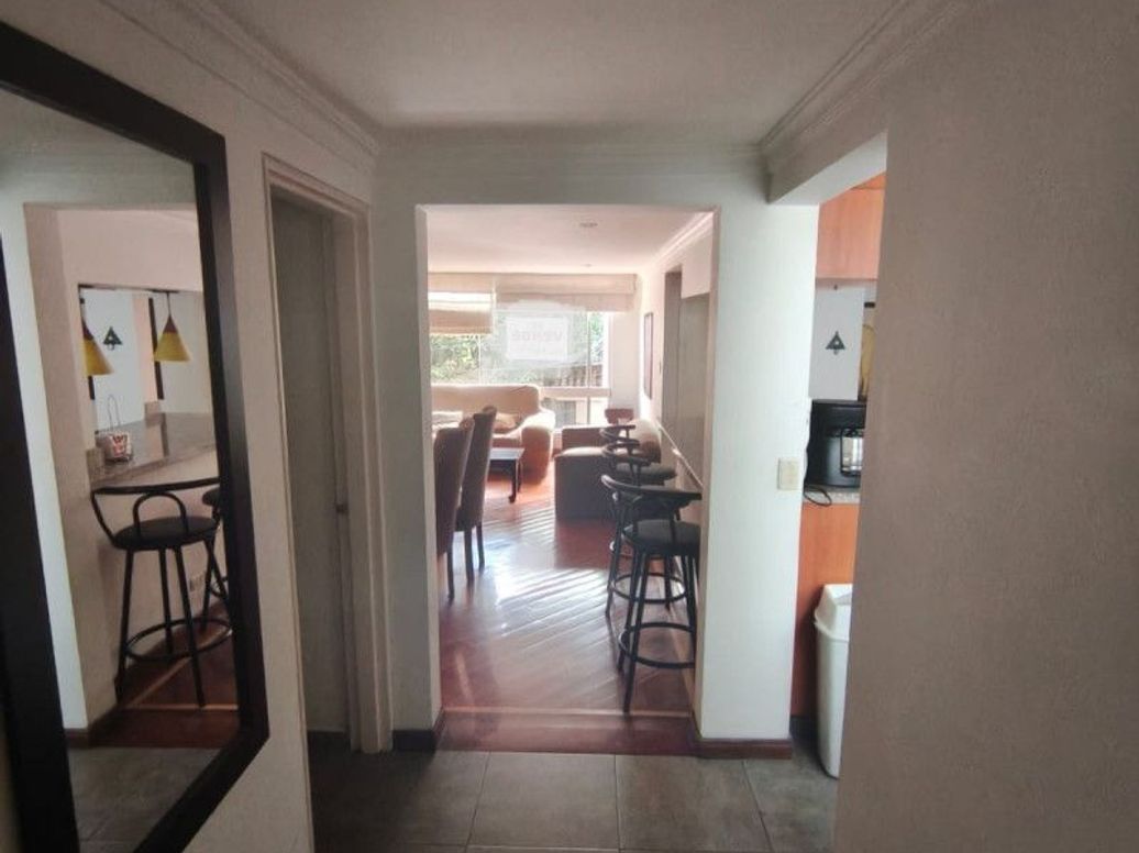 Apartamento de 2 alcobas en venta en Santa Ana Occidental, Bogotá, 70 m² · foto 3 de 17