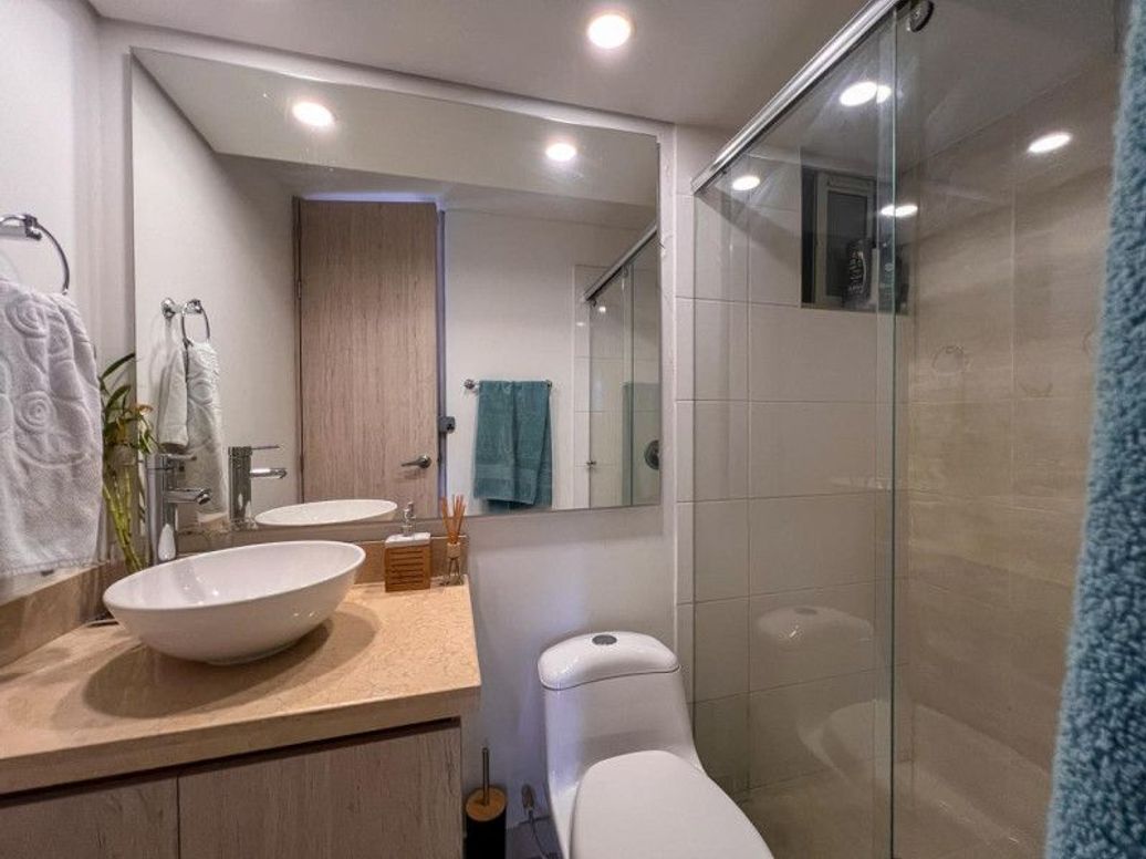 Apartamento de 3 alcobas en venta en Santa Teresa, Bogotá, 103 m² · foto 11 de 14