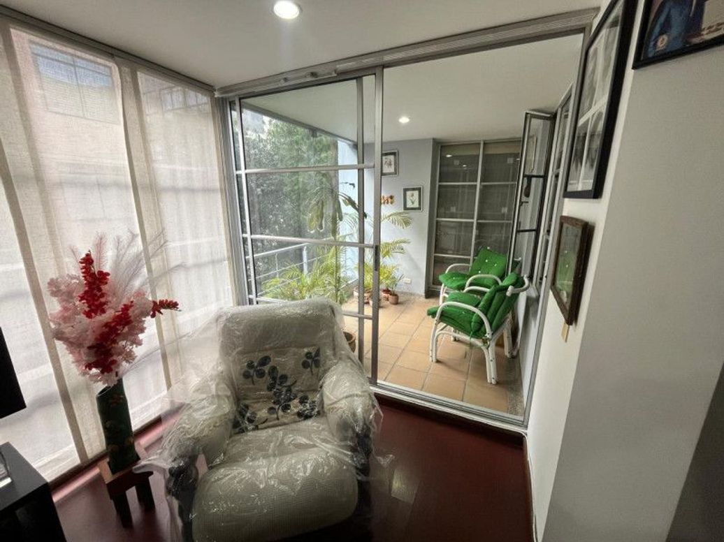 Apartamento de 3 alcobas en venta en Bella Suiza, Bogotá, 120 m² · foto 2 de 20