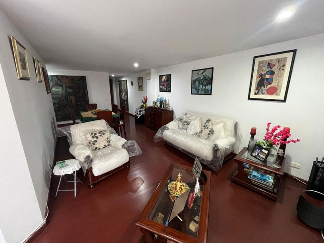 Apartamento de 3 alcobas en venta en Bella Suiza, Bogotá, 120 m² · foto 4 de 20