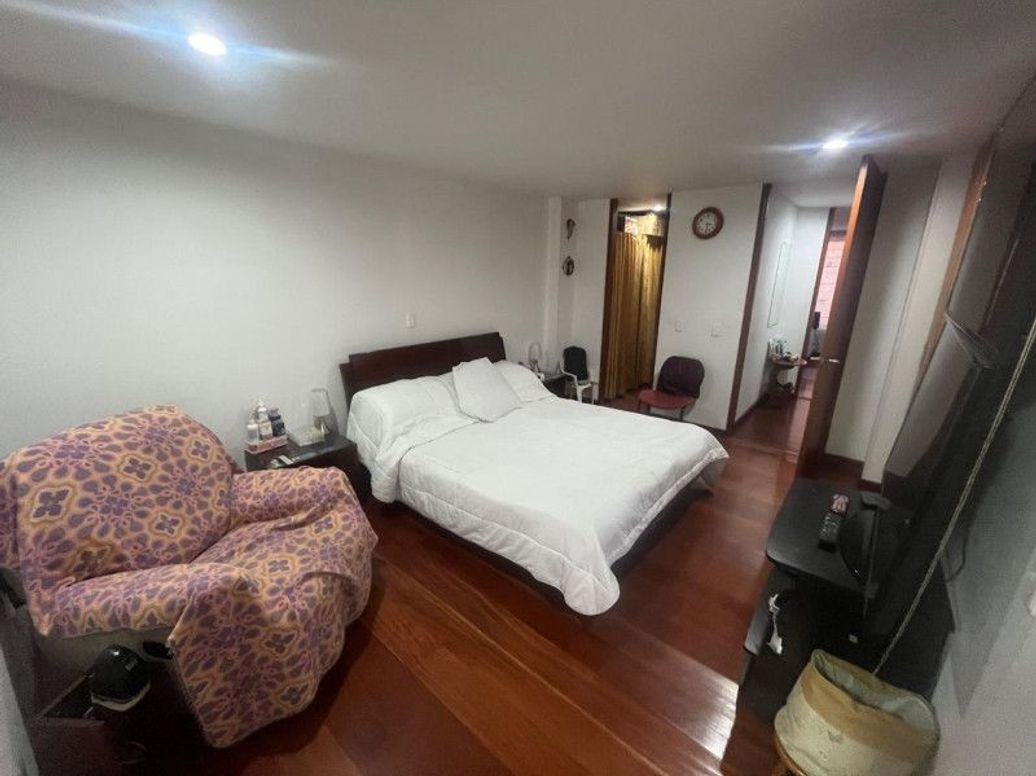 Apartamento de 3 alcobas en venta en Bella Suiza, Bogotá, 120 m² · foto 14 de 20