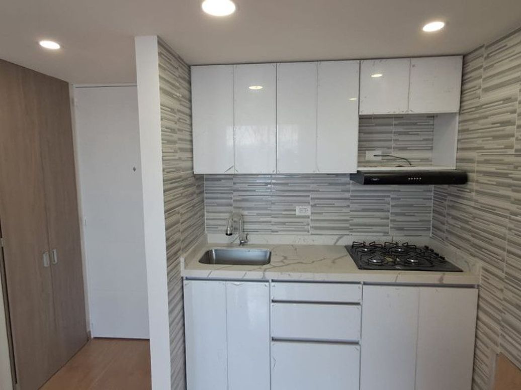 Apartamento de 2 alcobas en venta en Los Ejidos, Bogotá, 46 m² · foto 4 de 13