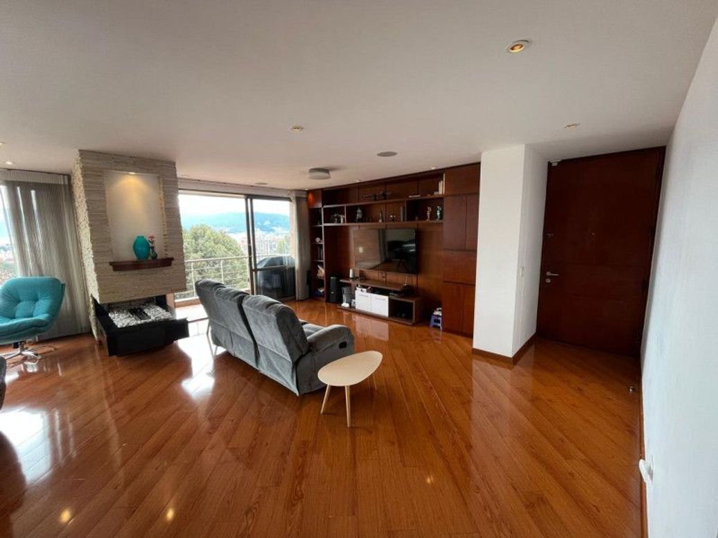 Apartamento de 4 alcobas en venta en San Alfonso, Bogotá, 223 m² · foto 2 de 20