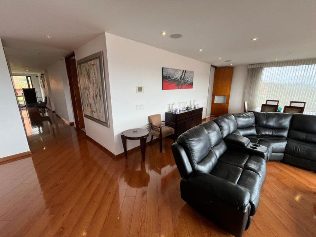 Apartamento de 4 alcobas en venta en San Alfonso, Bogotá, 223 m² · foto 4 de 20