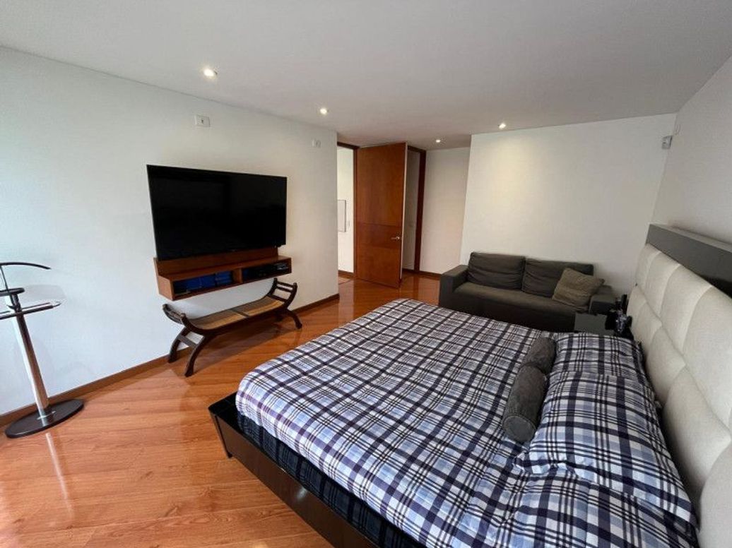 Apartamento de 4 alcobas en venta en San Alfonso, Bogotá, 223 m² · foto 13 de 20