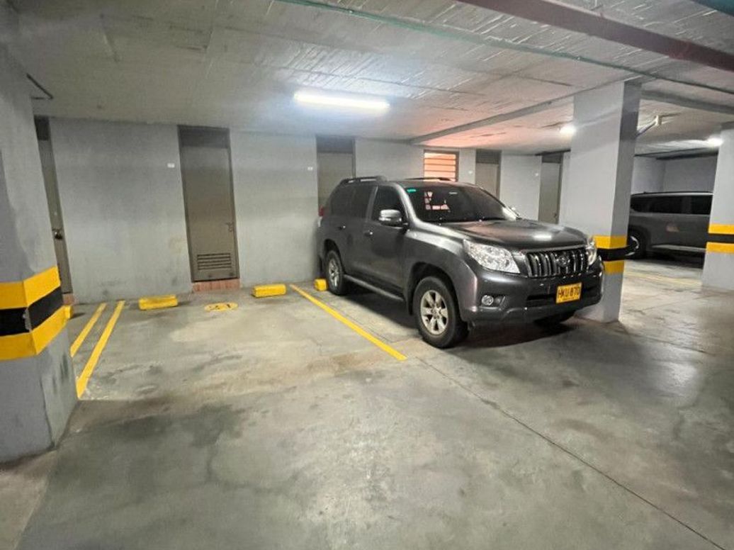 Apartamento de 4 alcobas en venta en San Alfonso, Bogotá, 223 m² · foto 19 de 20