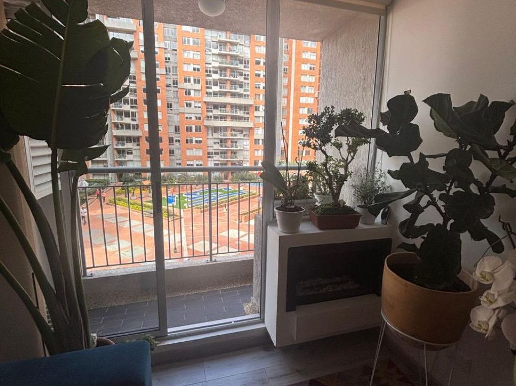 Apartamento de 2 alcobas en venta en Santa Teresa, Bogotá, 53 m² · foto 4 de 19