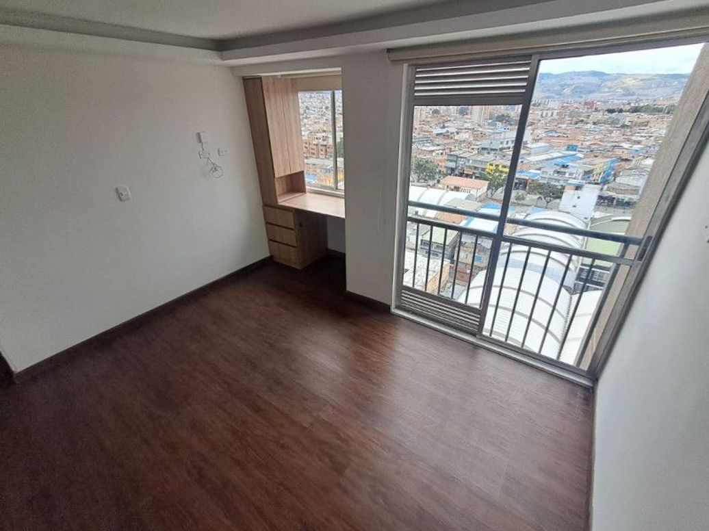 Apartamento de 2 alcobas en venta en Santander, Bogotá, 43 m² · foto 2 de 13