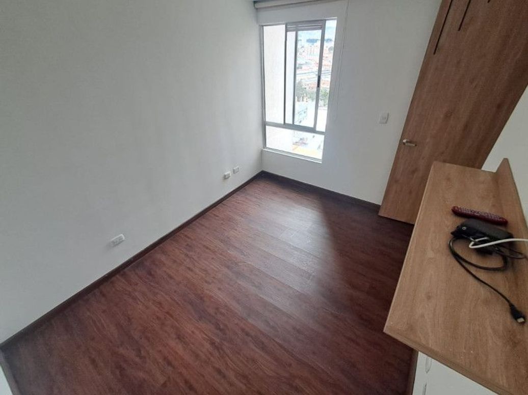 Apartamento de 2 alcobas en venta en Santander, Bogotá, 43 m² · foto 6 de 13
