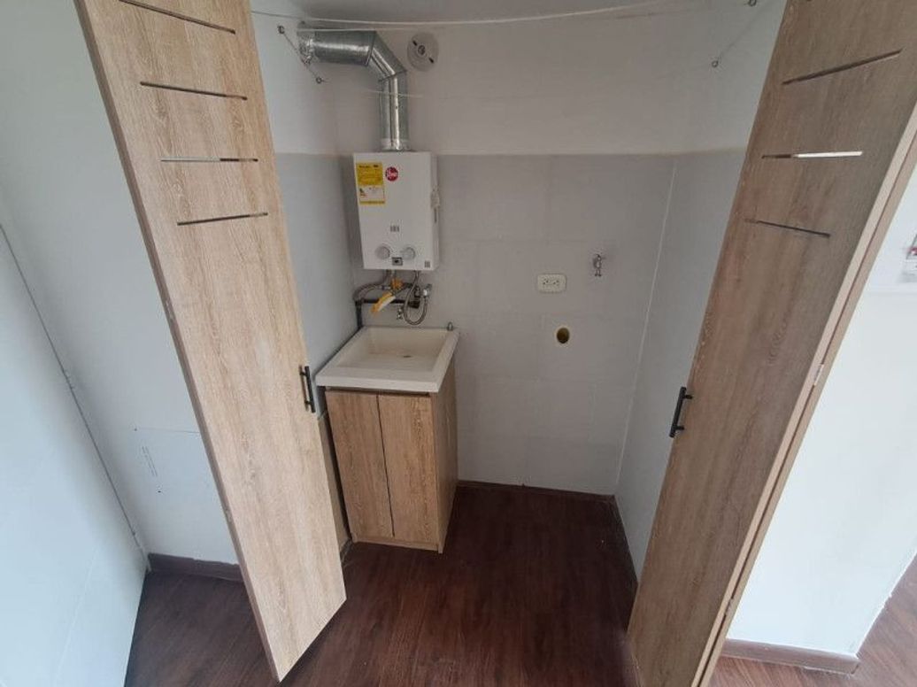 Apartamento de 2 alcobas en venta en Santander, Bogotá, 43 m² · foto 12 de 13