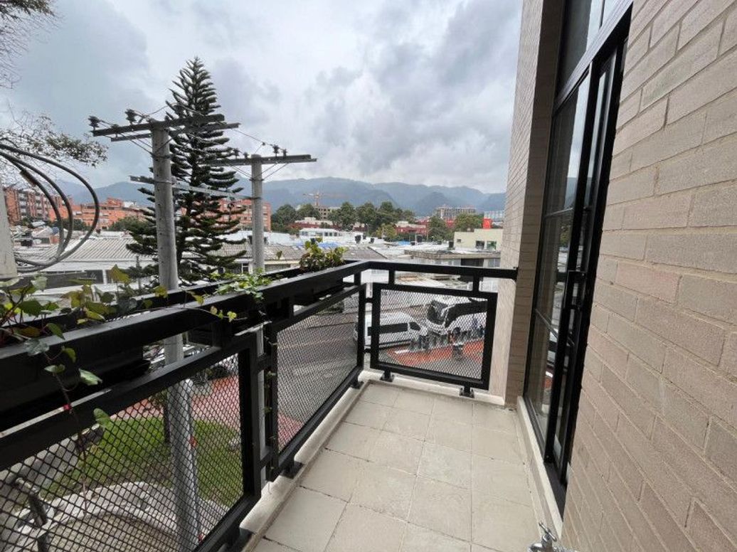 Apartamento de 1 alcoba en venta en Polo Club, Bogotá, 59 m² · foto 8 de 12