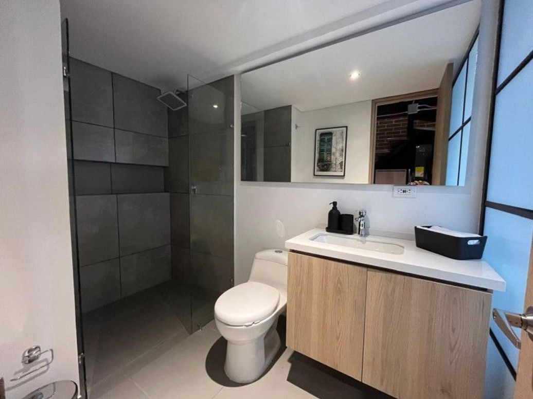 Apartamento de 1 alcoba en venta en Polo Club, Bogotá, 45 m² · foto 8 de 14