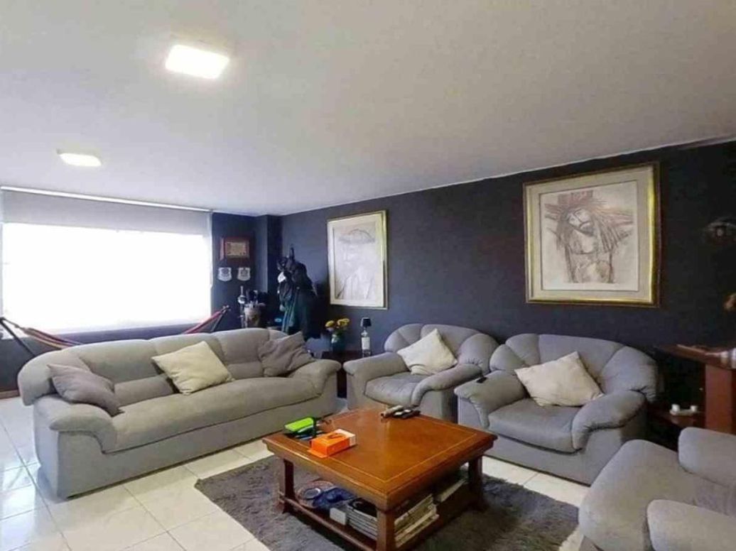 Apartamento de 2 alcobas en venta en La Castellana, Bogotá, 112 m² · foto 5 de 20