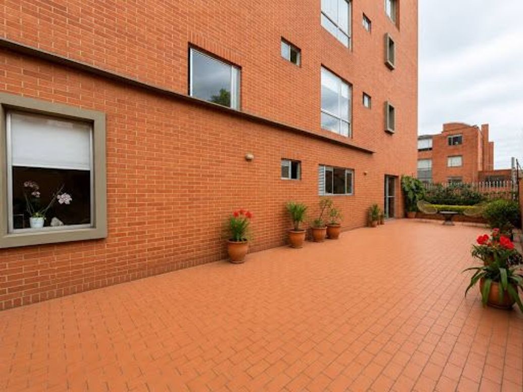 Apartamento de 3 alcobas en venta en El Contador, Bogotá, 120 m² · foto 17 de 18