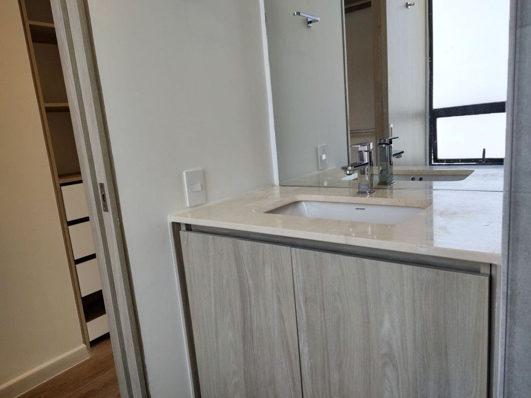 Apartamento de 1 alcoba en venta en Santa Ana Occidental, Bogotá, 48 m² · foto 9 de 19