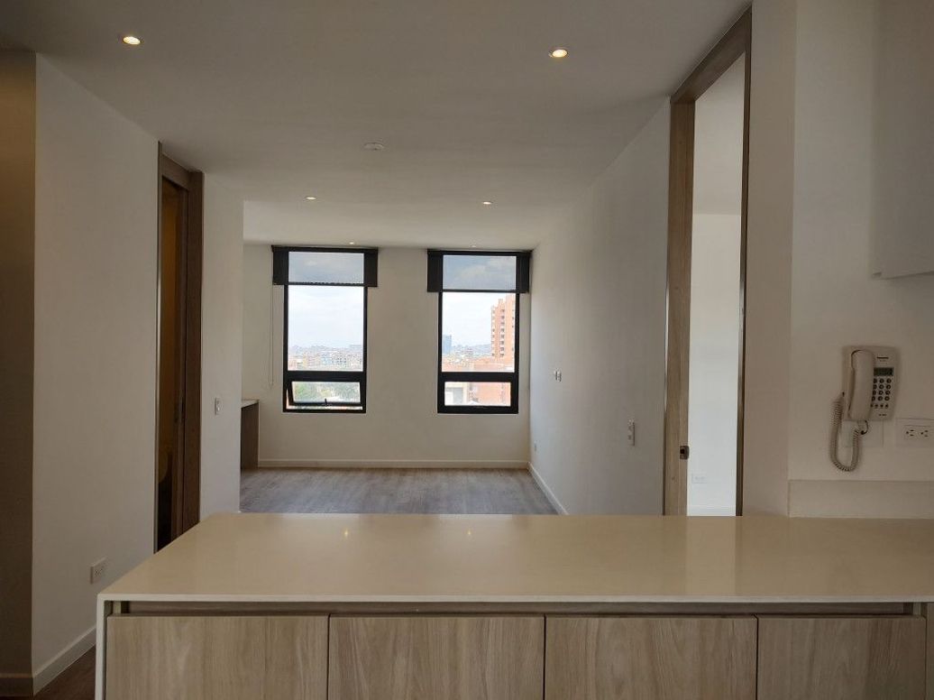 Apartamento de 1 alcoba en venta en Santa Ana Occidental, Bogotá, 48 m² · foto 3 de 19