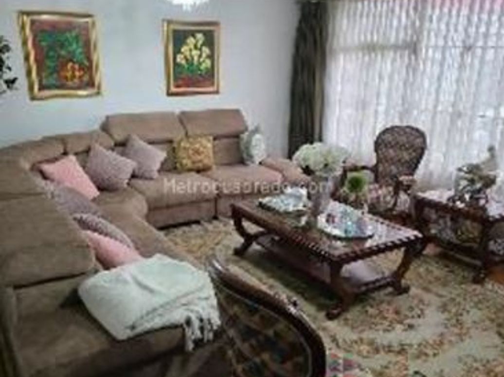 Casa de 5 alcobas en venta en La Patria, Bogotá, 189 m² · foto 12 de 20