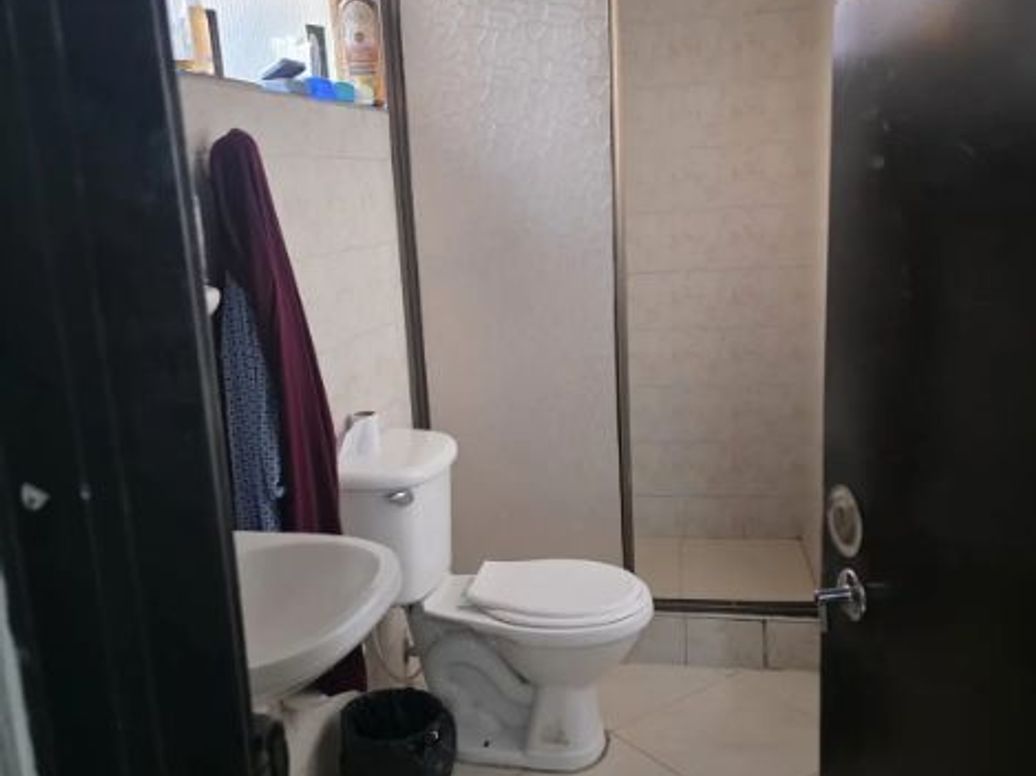 Casa de 4 alcobas en venta en Parque Nacional, Bogotá, 150 m² · foto 3 de 15