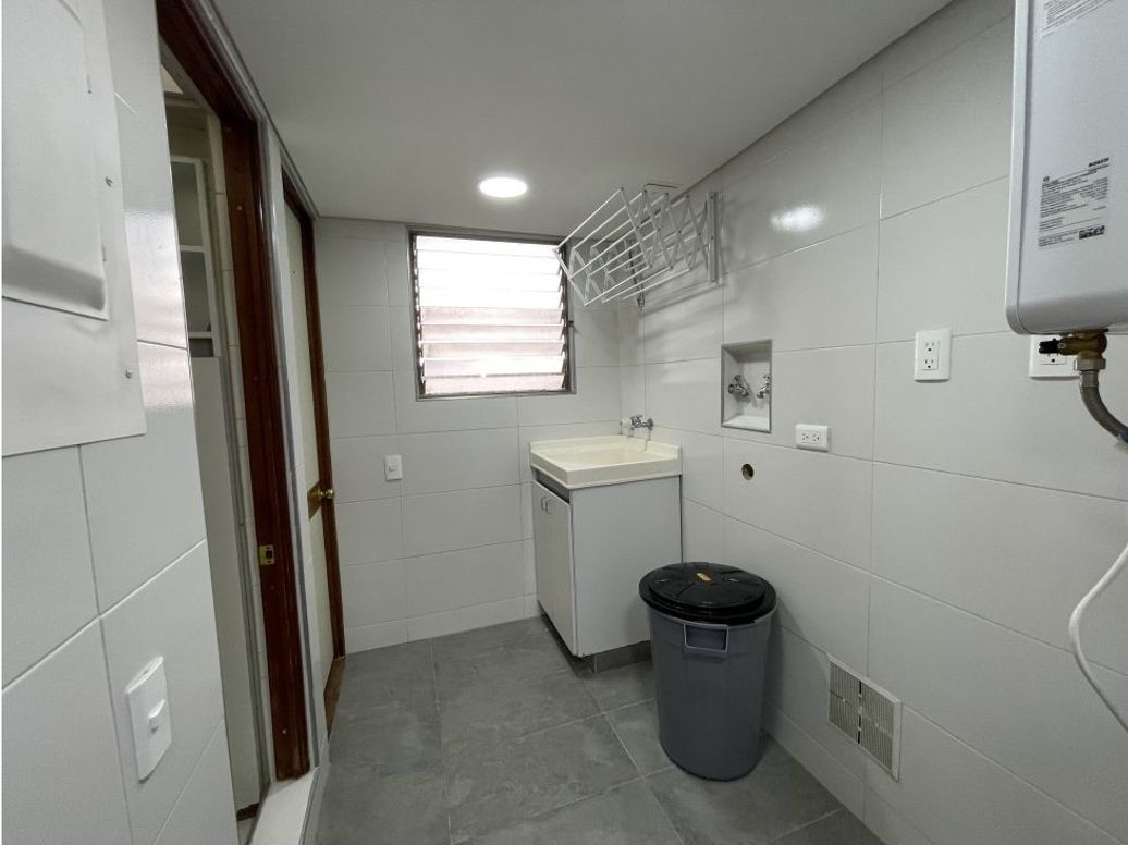 Apartamento de 3 alcobas en venta en Cedro Golf, Bogotá, 80 m² · foto 8 de 20