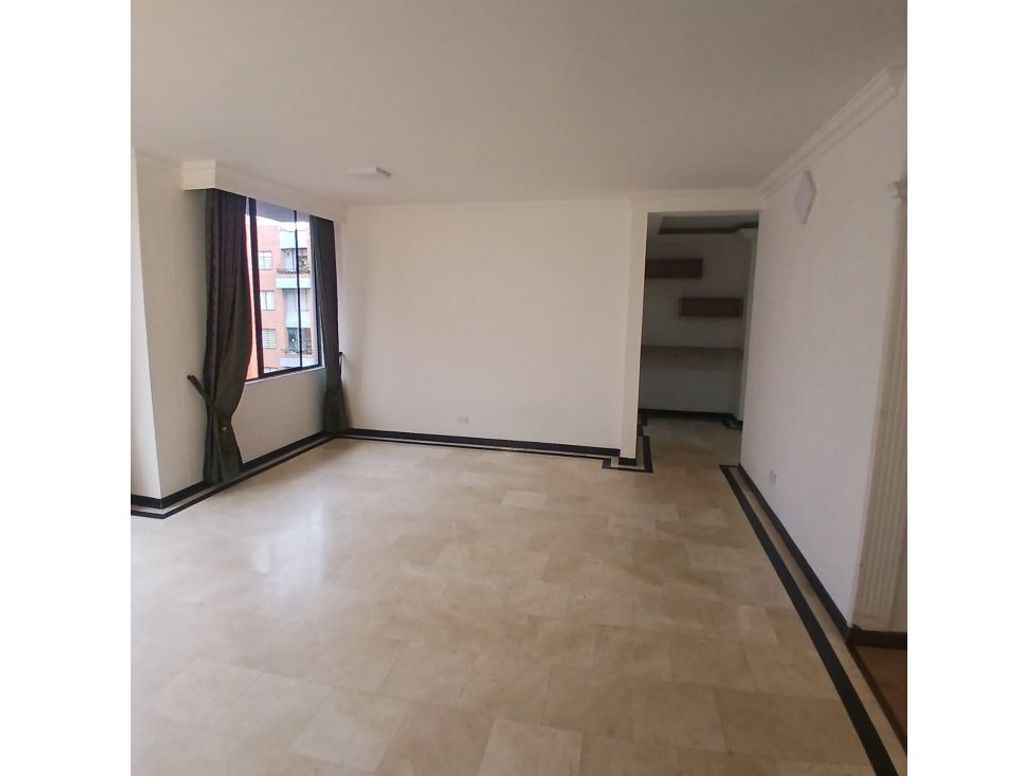 SE ARRIENDA APARTAMENTO CIUDAD SALITRE en La Esperanza Norte