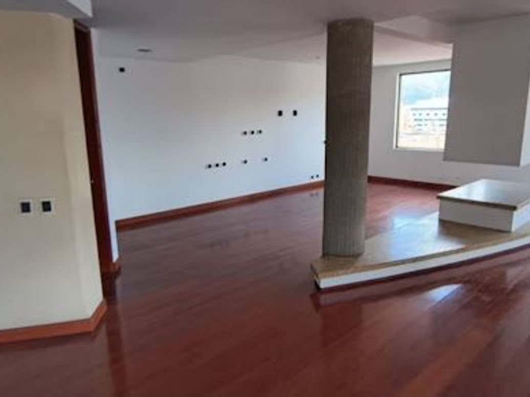 Apartamento de 5 alcobas en venta en Santa Barbara Occidental, Bogotá, 380 m² · foto 6 de 20