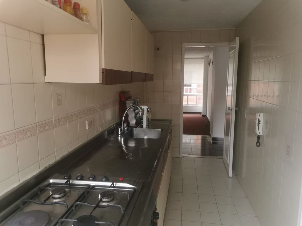 Apartamento en venta en Los Cedritos, Bogotá · foto 10 de 17