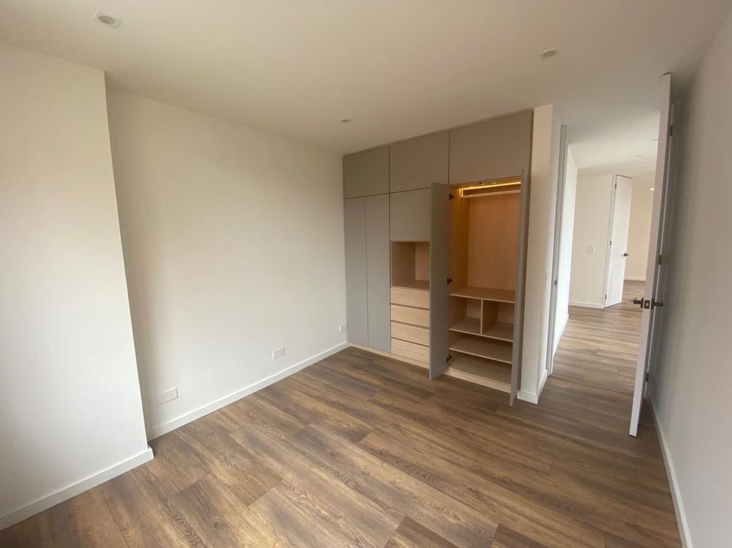 Apartamento de 3 alcobas en venta en Centro Norte Usaquen, Bogotá, 158 m² · foto 18 de 20
