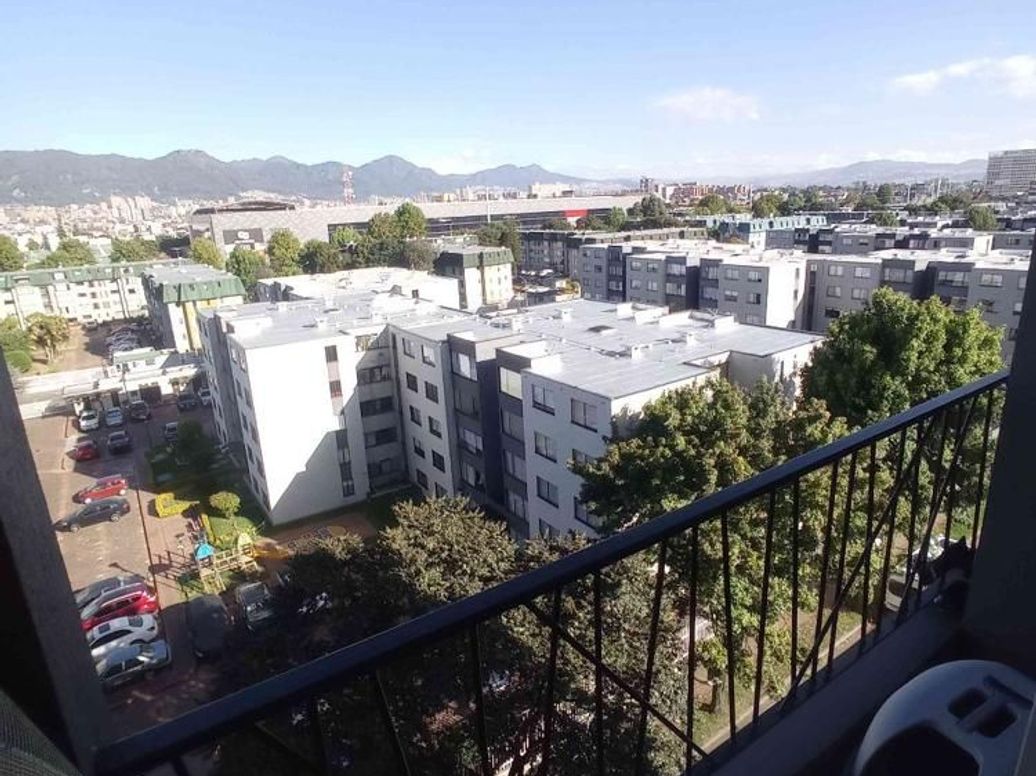 Apartamento de 3 alcobas en venta en Las Ferias, Bogotá, 69 m² · foto 7 de 20