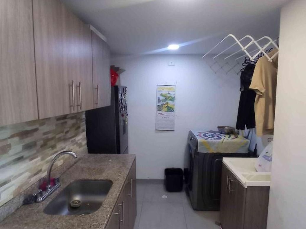 Apartamento de 3 alcobas en venta en Las Ferias, Bogotá, 69 m² · foto 17 de 20