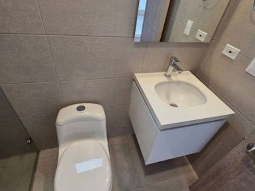 Apartaestudio en arriendo en Ciudad Salitre Nororiental, Bogotá · foto 6 de 12