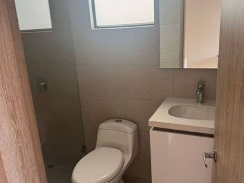 Apartaestudio en arriendo en Ciudad Salitre Nororiental, Bogotá · foto 10 de 12