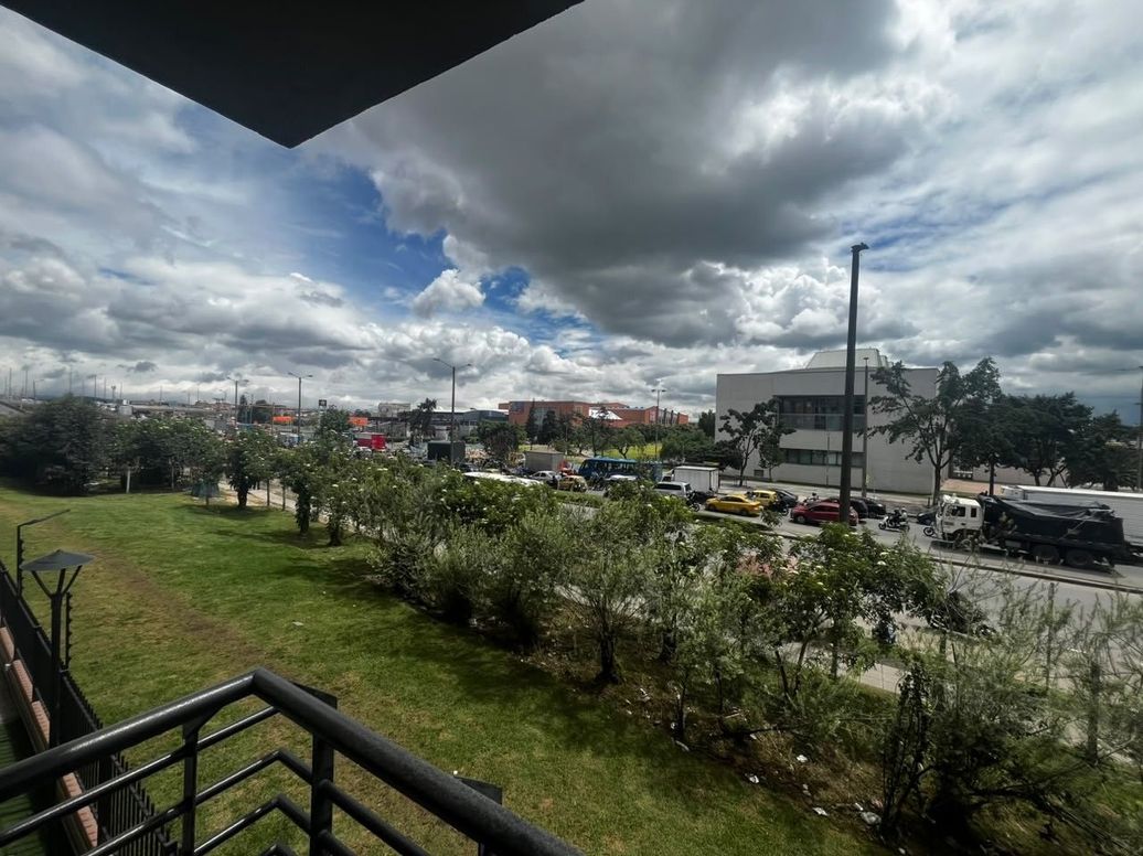 Apartamento de 3 alcobas en venta en Ciudad Techo, Bogotá, 70 m² · foto 5 de 18