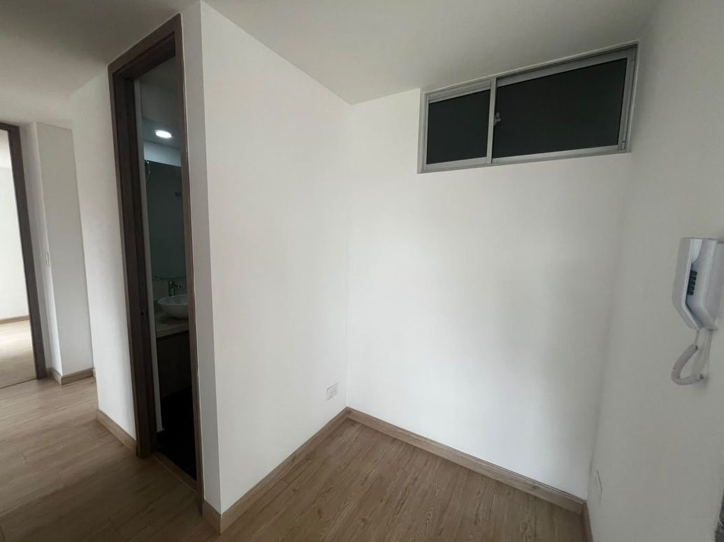 Apartamento de 3 alcobas en venta en Ciudad Techo, Bogotá, 70 m² · foto 10 de 18