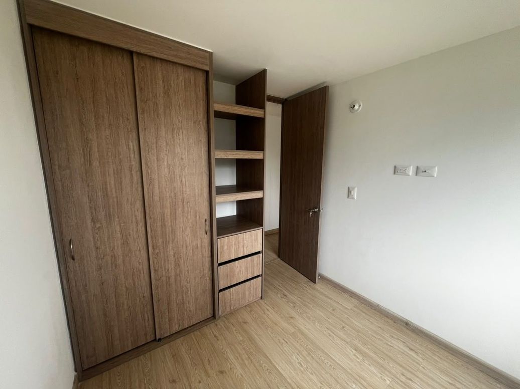Apartamento de 3 alcobas en venta en Ciudad Techo, Bogotá, 70 m² · foto 16 de 18