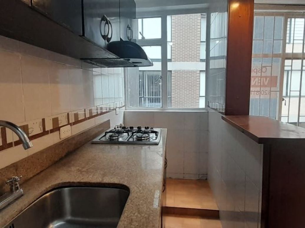 Apartamento de 1 alcoba en venta en Galerías, Bogotá, 58 m² · foto 9 de 14