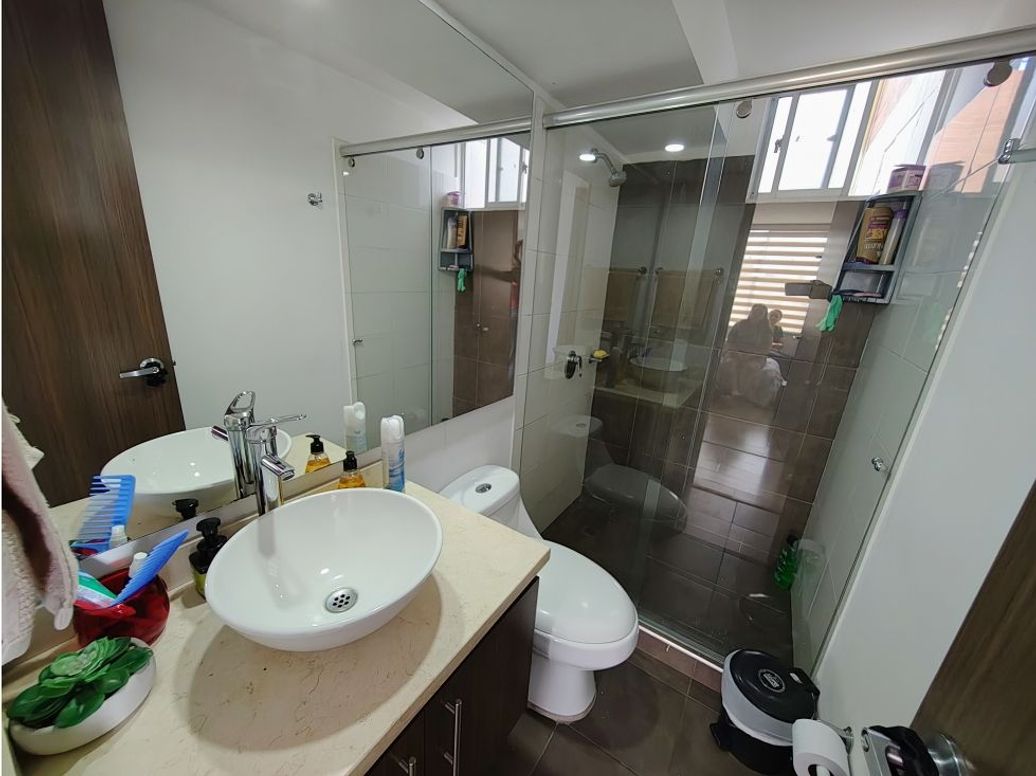 Apartamento de 3 alcobas en venta en Castilla La Nueva, Bogotá, 87 m² · foto 13 de 20