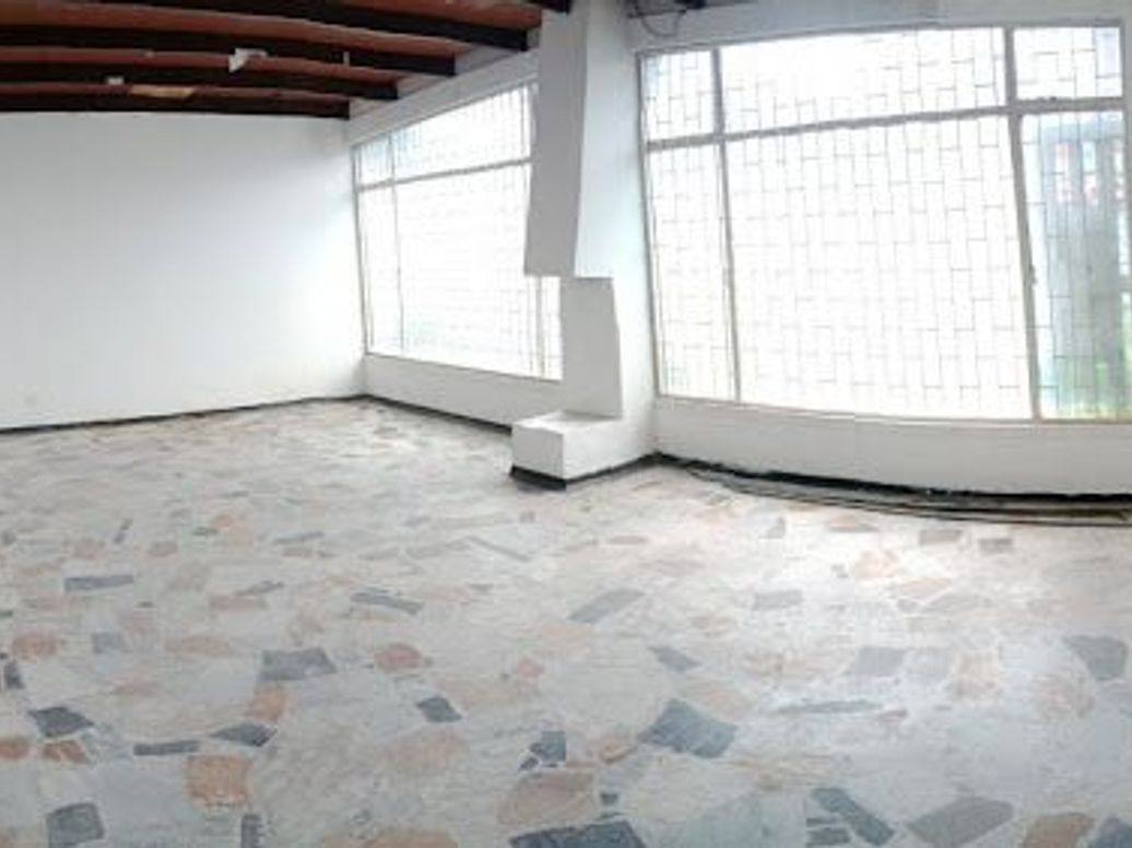 Casa de 3 alcobas en venta en Cedritos, Bogotá, 262 m² · foto 2 de 16